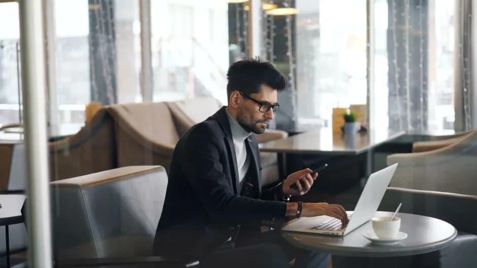 กับดัก 'ความไม่รู้จักพอ' ในโลกธุรกิจ: บทเรียนจากอดีต สู่การสร้างความมั่งคั่งที่ยั่งยืน