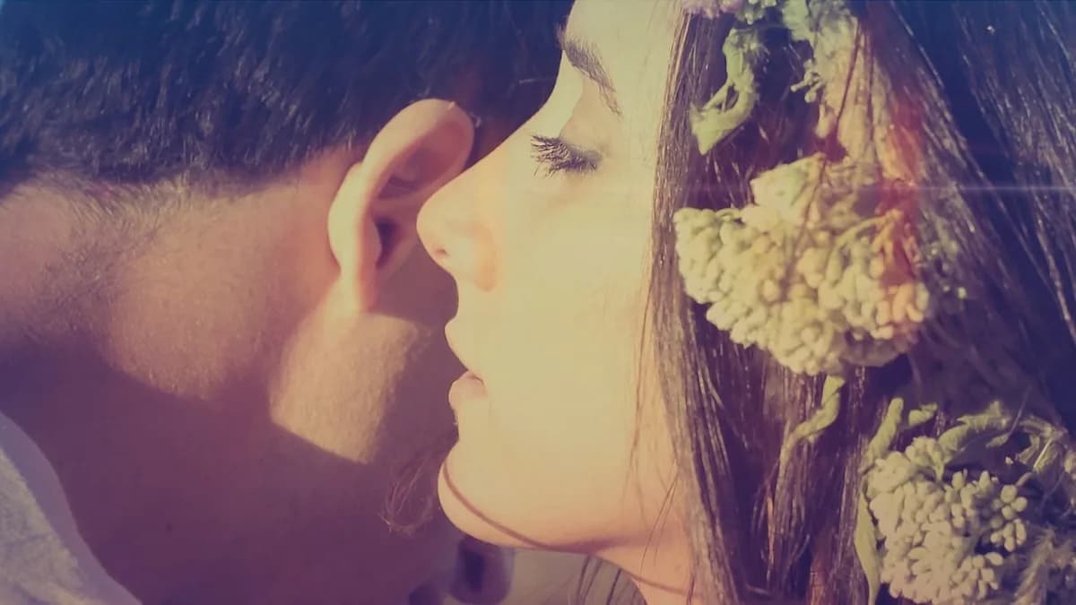 รักและเมตตาตัวเอง: รากฐานสำคัญสู่ชีวิตที่สงบสุขและมั่นคงในวัย 40+