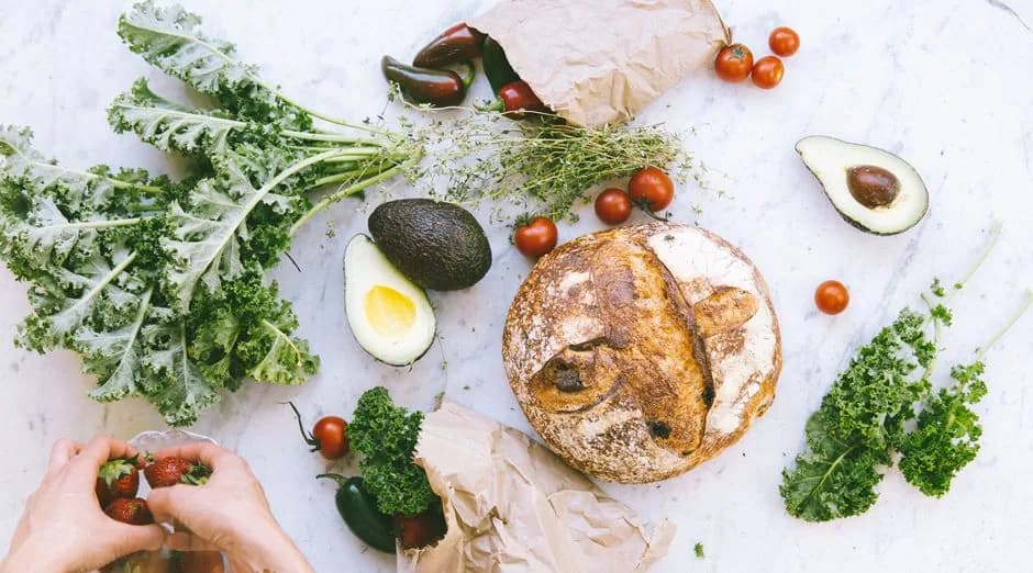 ลดน้ำหนัก 'Low Carb' ดีจริงหรือแค่กระแส? ลุงตี่ชวนมองให้ลึกกว่าที่คิด