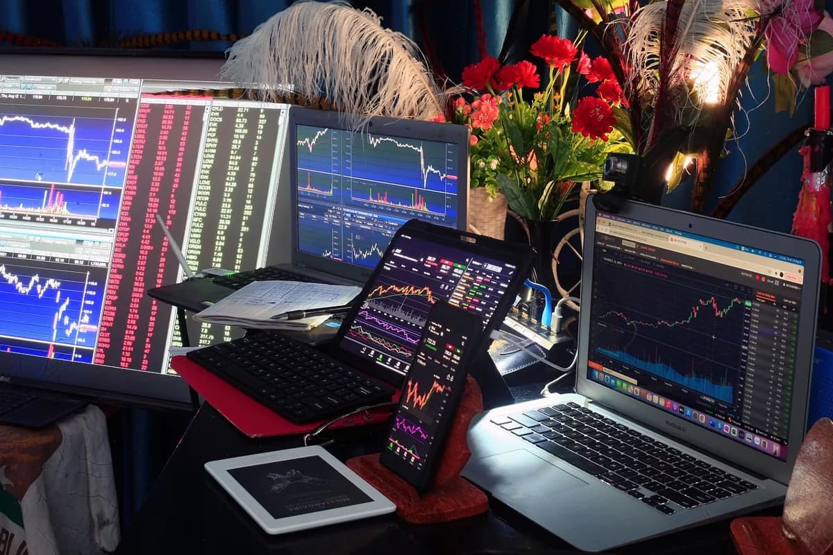 Forex: เข้าใจตลาดเงินตราต่างประเทศ ก่อนตัดสินใจก้าวขาเข้าสู่สนามนี้